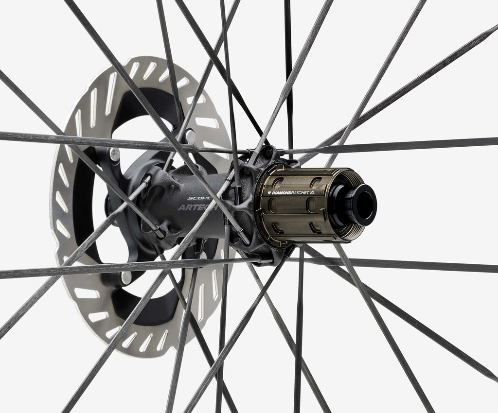 Scope Artech DB 6 White Shimano Wheelset