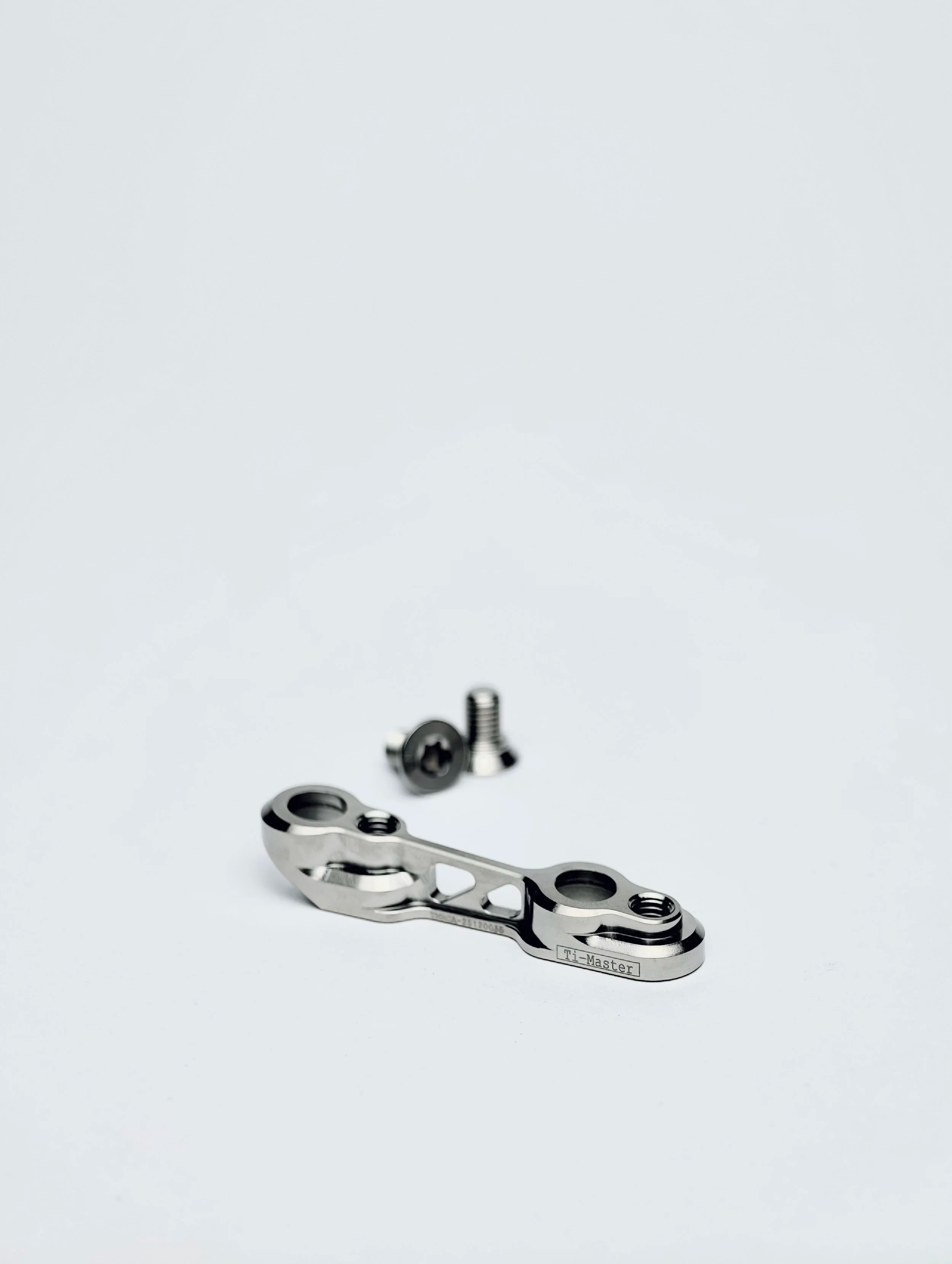 Sixweel Titanium Caliper Adapter Universal Silver Rear