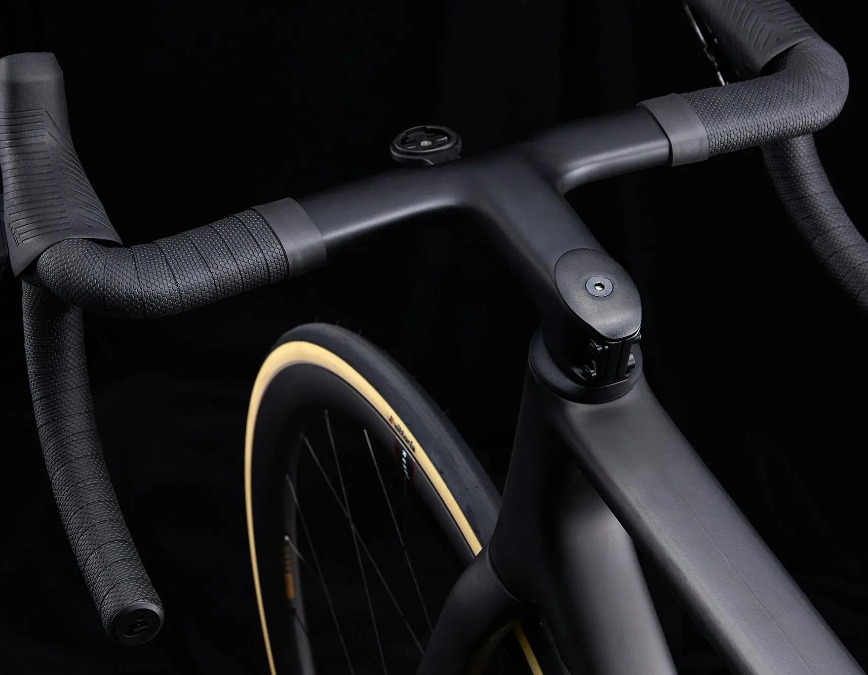 Cervelo 2026 R5 Force AXS Five Black/Bronze Size 56